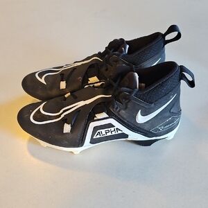 Nike Alpha Football Cleats